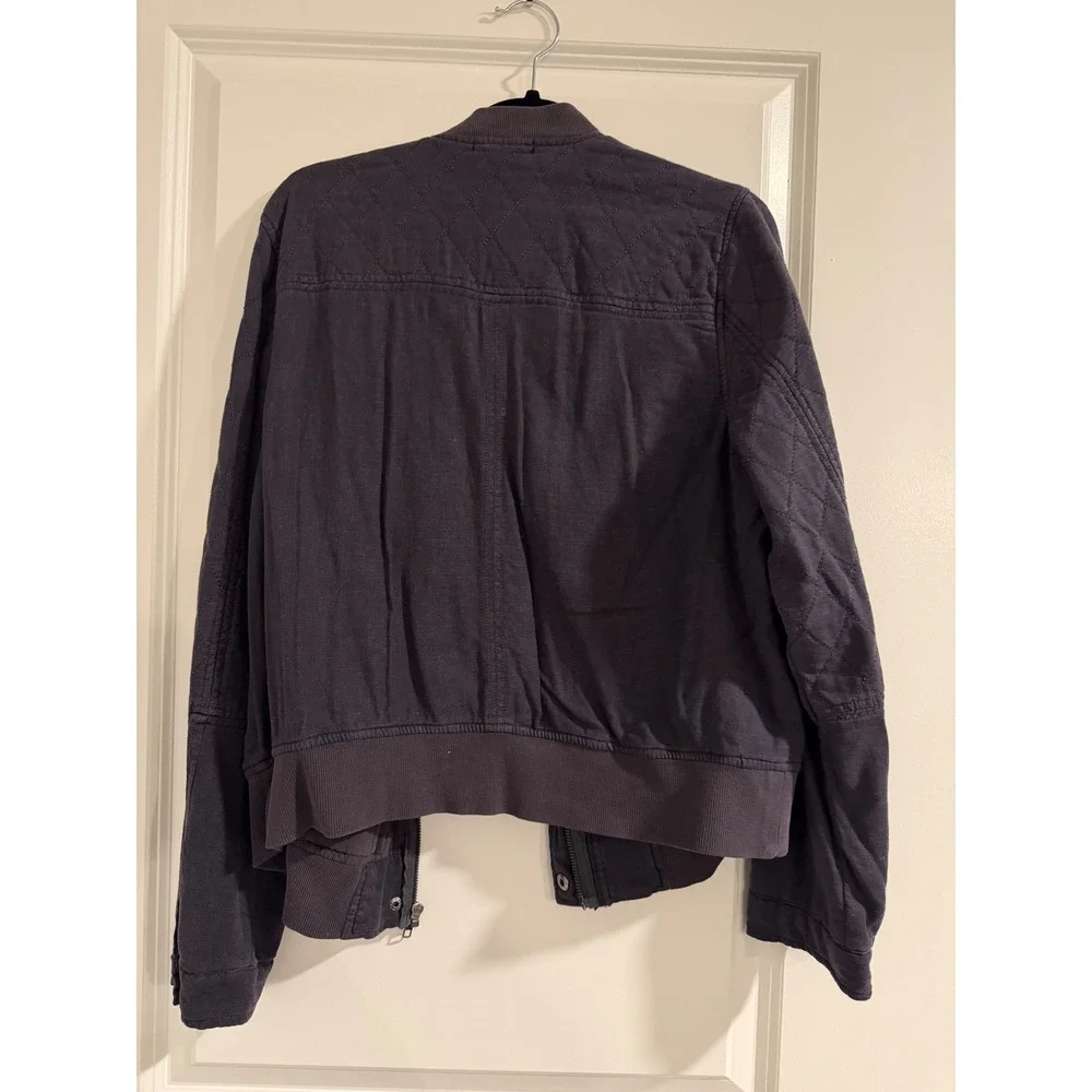 Torrid‎ Dark Grey Quilted Bomber Jacket Size 0